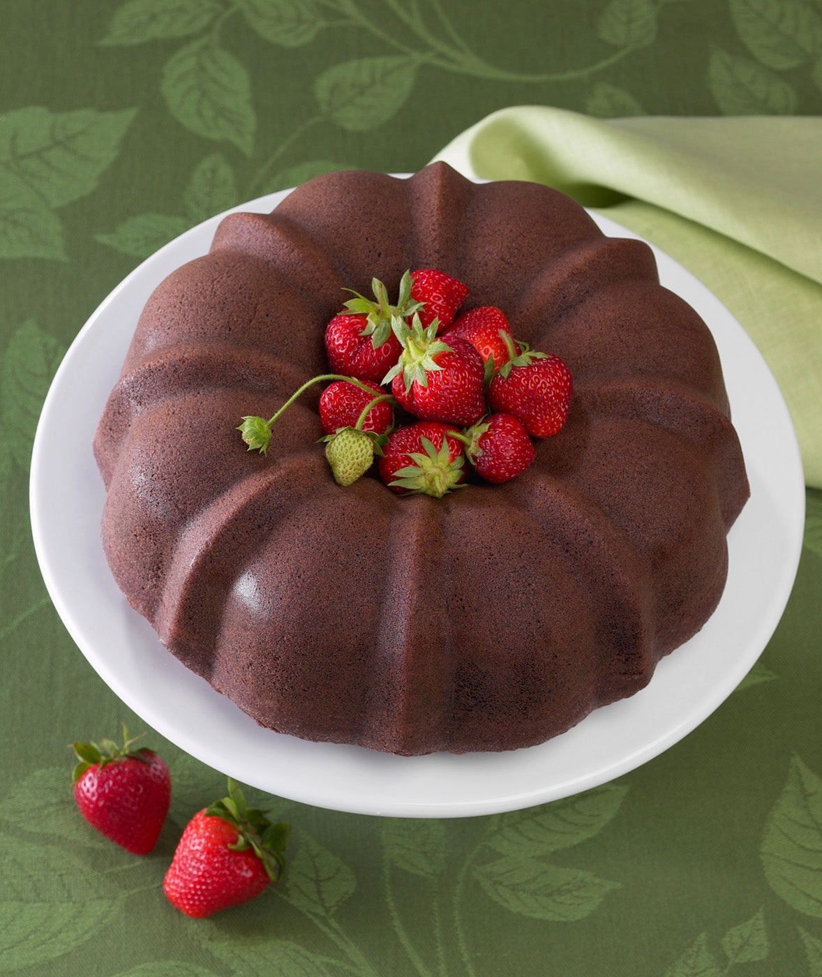 Nordic Ware Cast Aluminum Original Bundt Pan