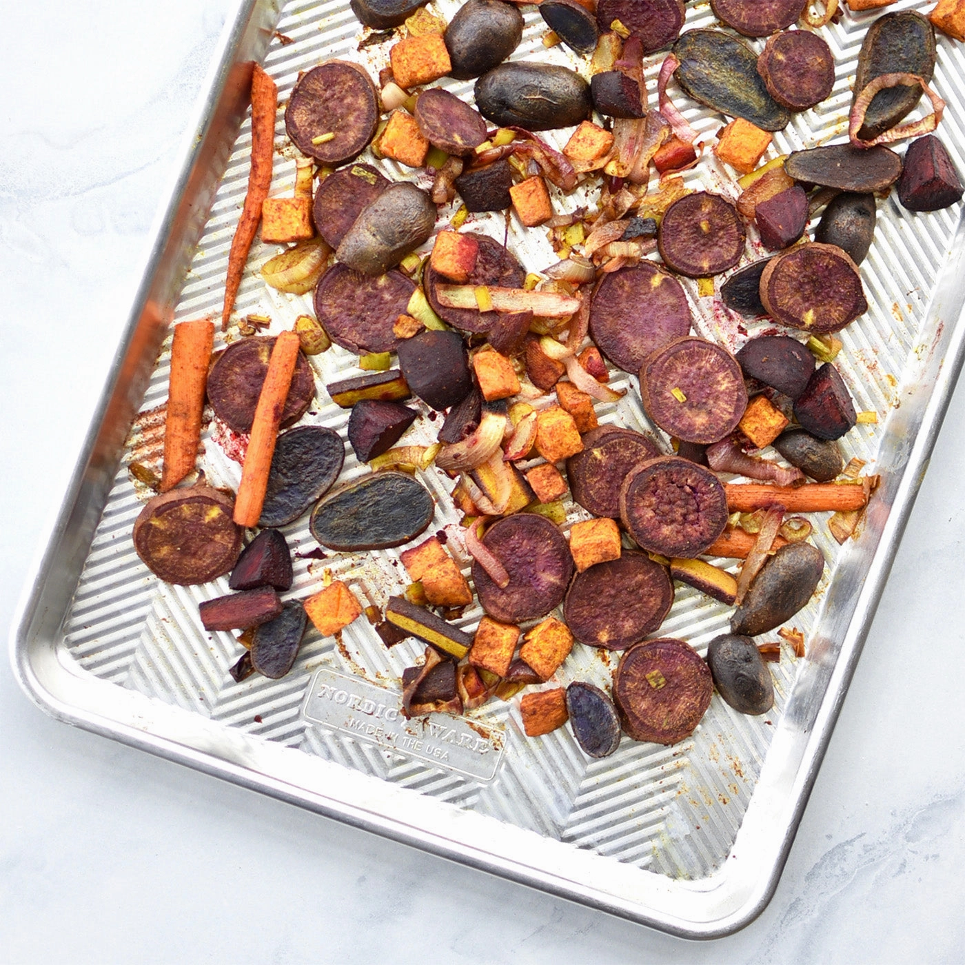 Nordic Ware Prism Half Sheet Baking Pan