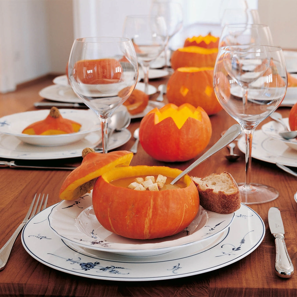 Old Luxembourg Marketplace Categories/Home/Dining/Serveware/China Serveware Dining