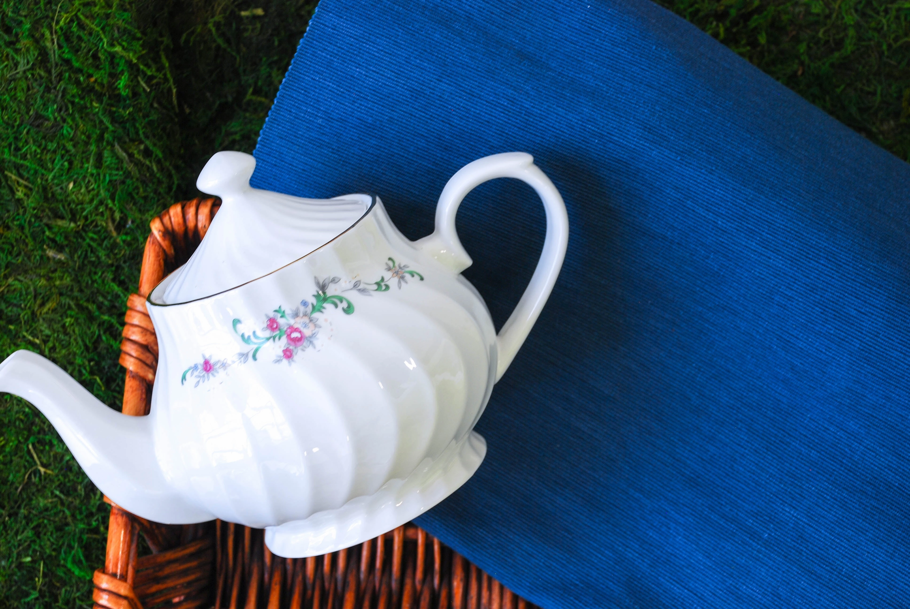 Paradise 37oz Teapot