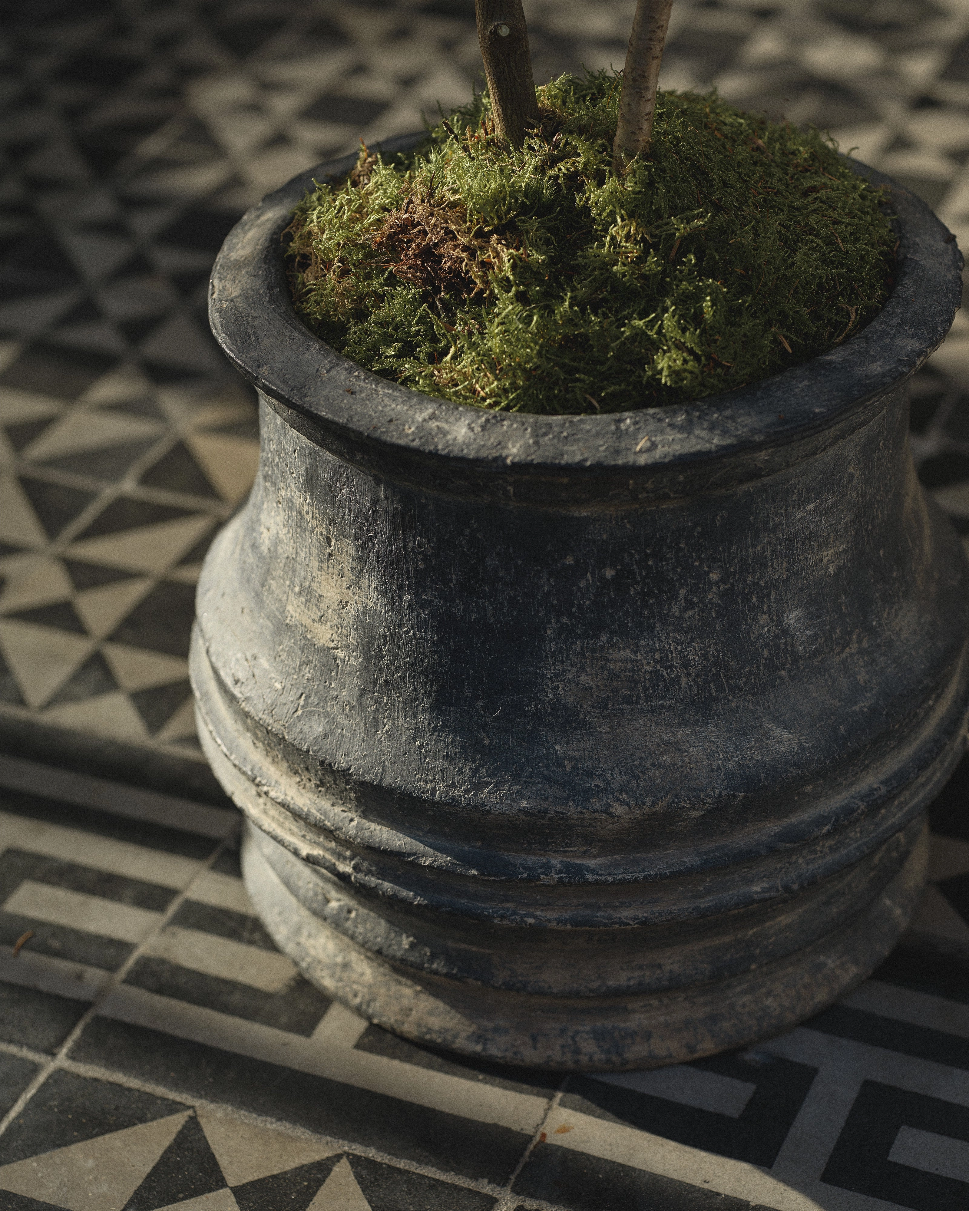 Planter 01 M black Mesa