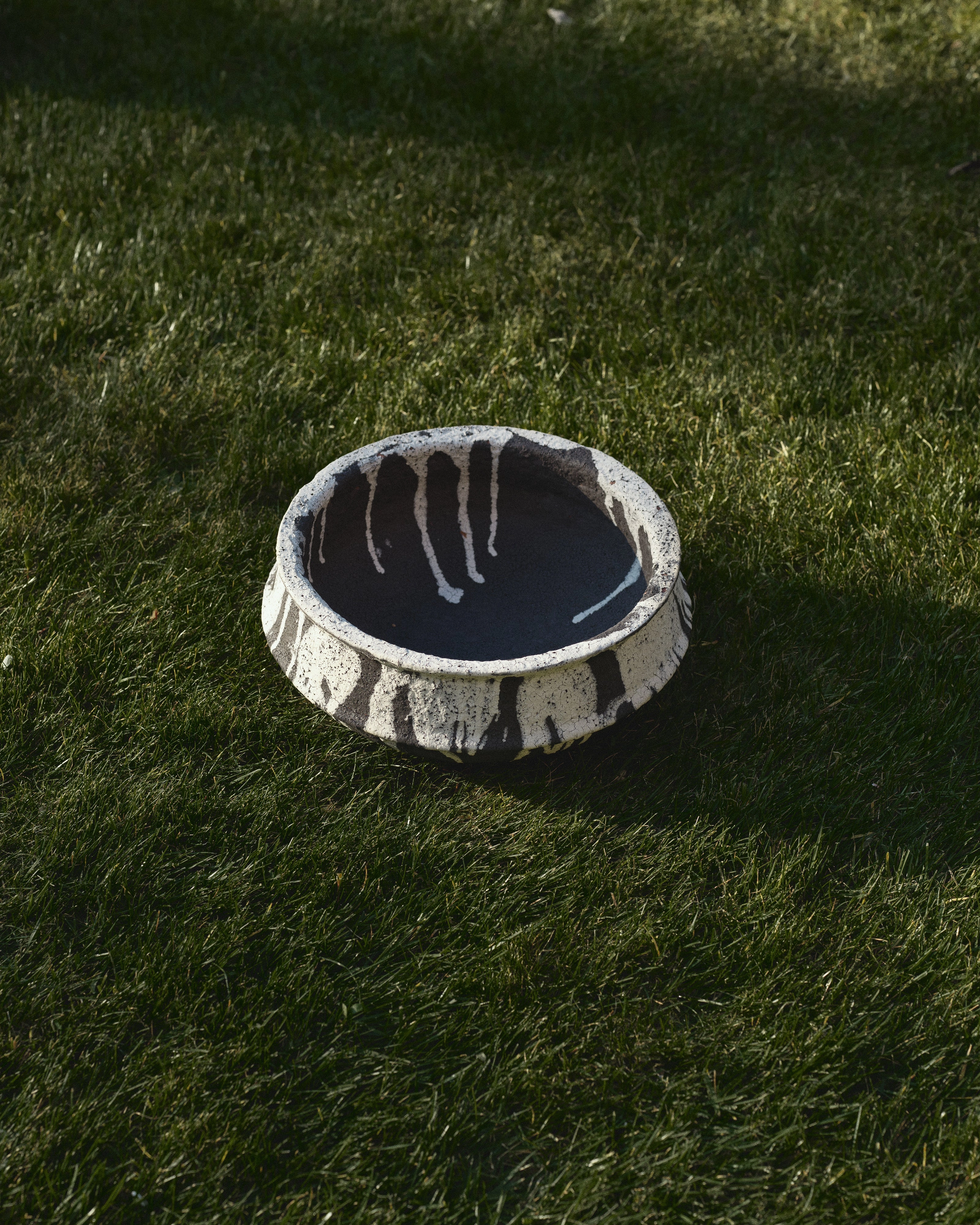 Planter bowl 02 S off-white/dark brown Dune