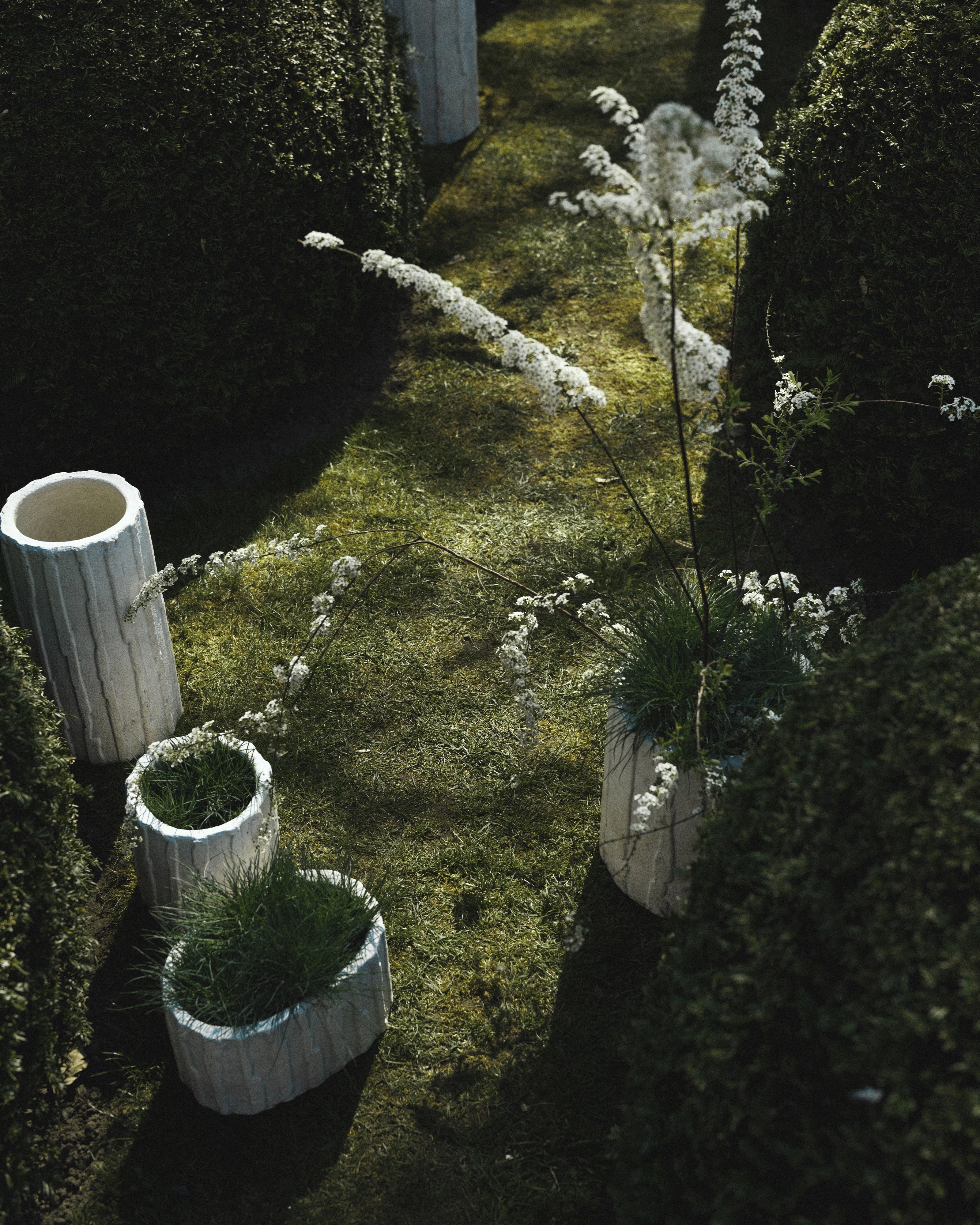 Planter low 03 off-white Rift