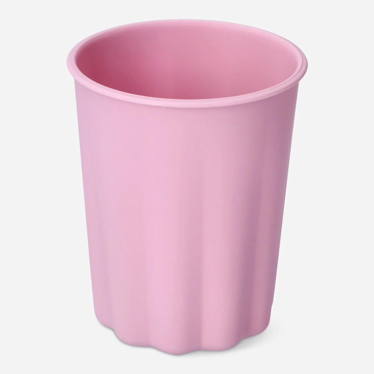 Plastic cups. 4 pcs
