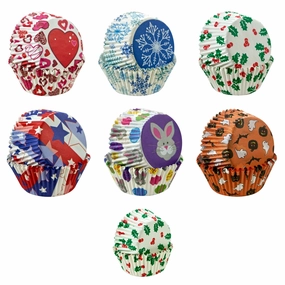R&M International Disposable Baking Cup Assorted Holiday Set Bakeware online promo