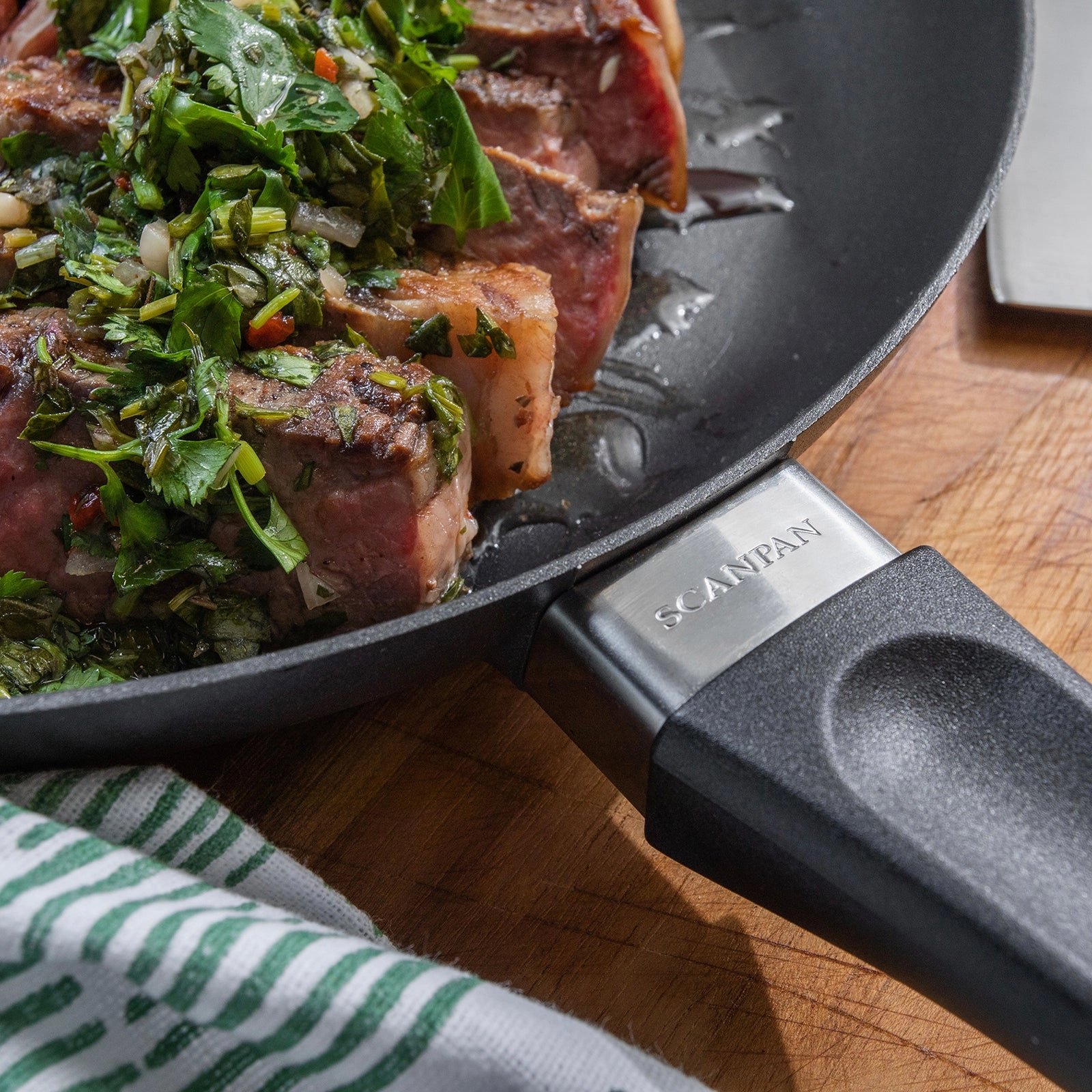 Scanpan Classic 14.25 Inch Fry Pan