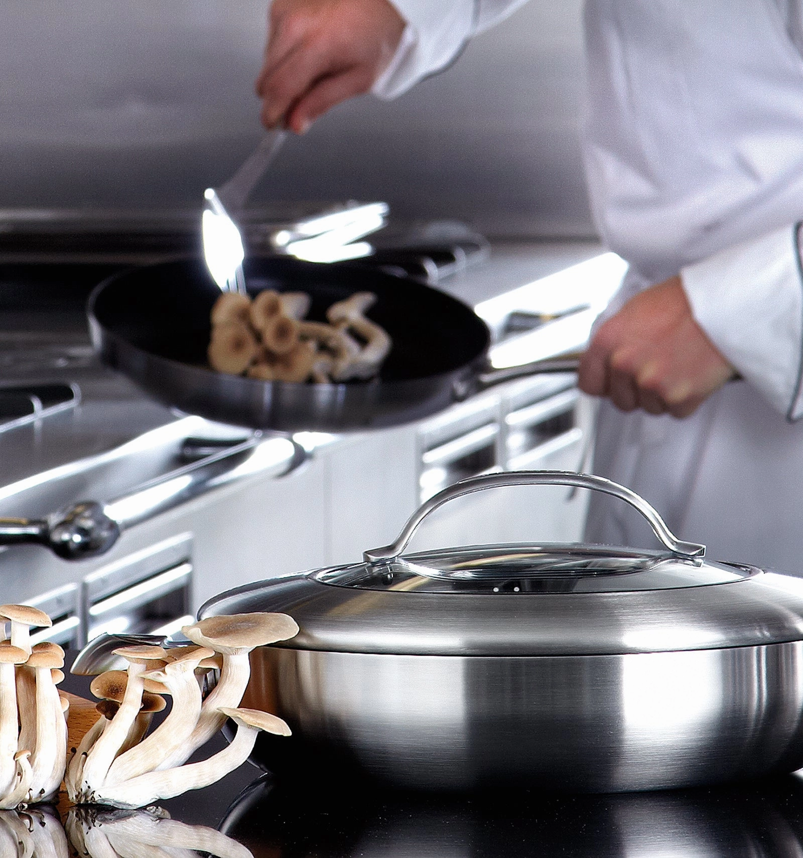 Scanpan CTX 12.75 Inch Nonstick Chef's Pan, 5.25 Quart, Stainless Steel