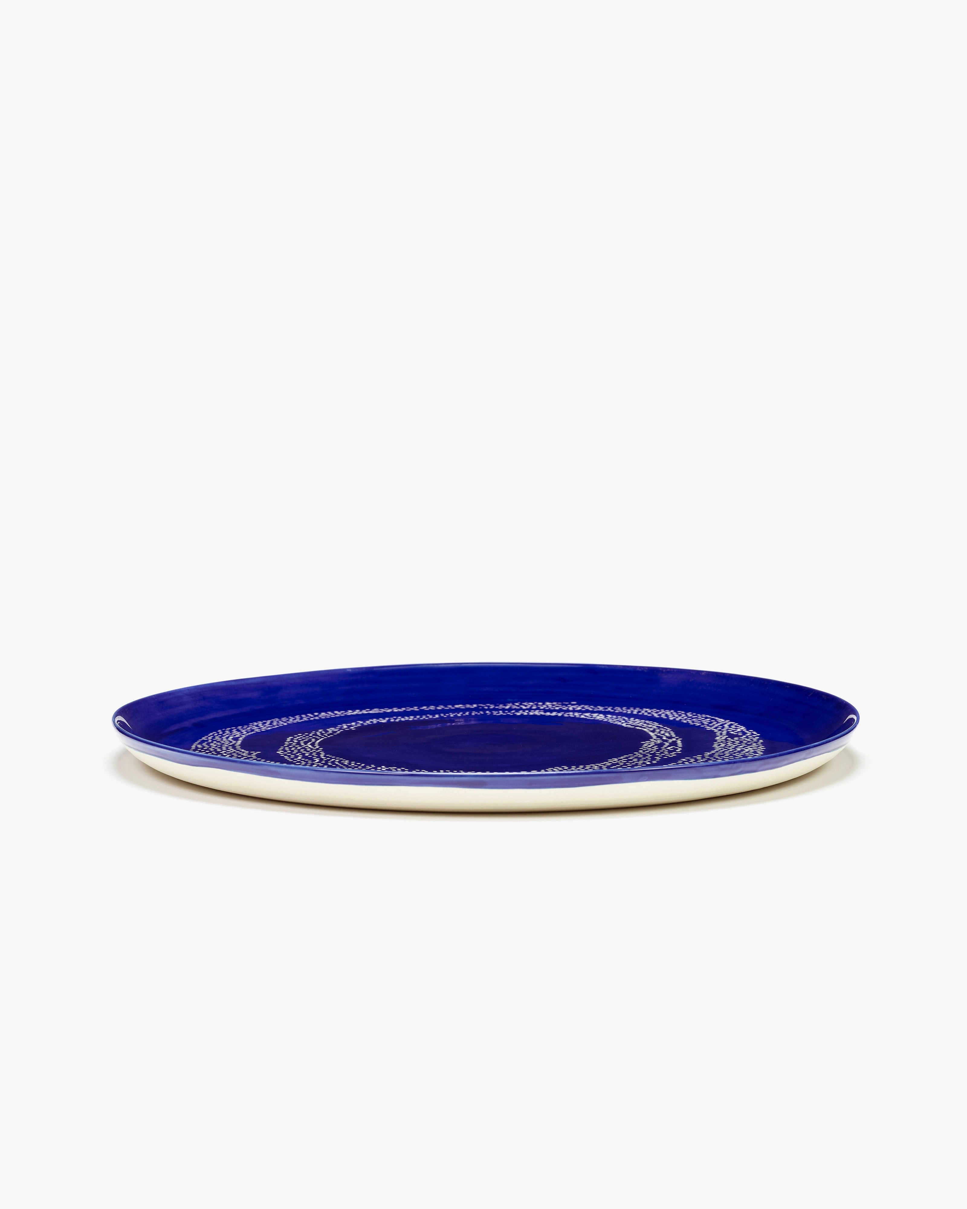 Serving plate dark blue - white dots Feast