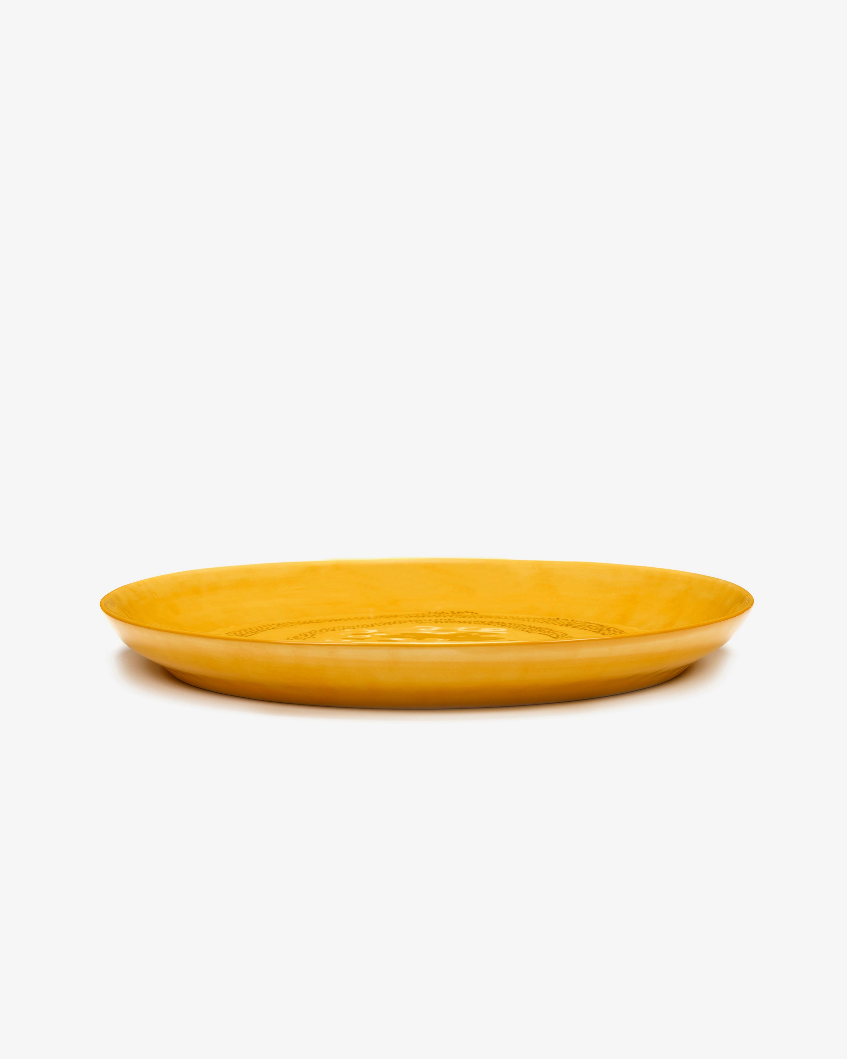 Serving plate S yellow - black dots Feast