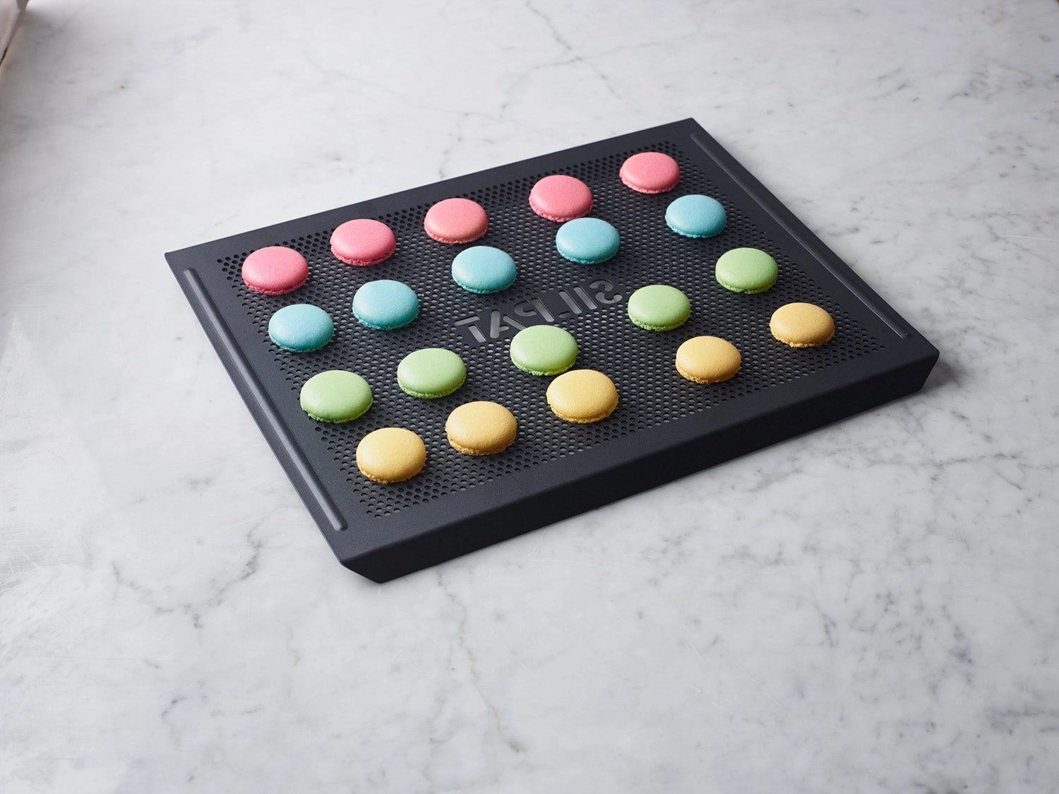 Silpat Cook N' Cool Perforated Baking Tray, 13-1/2" x 16-5/8"