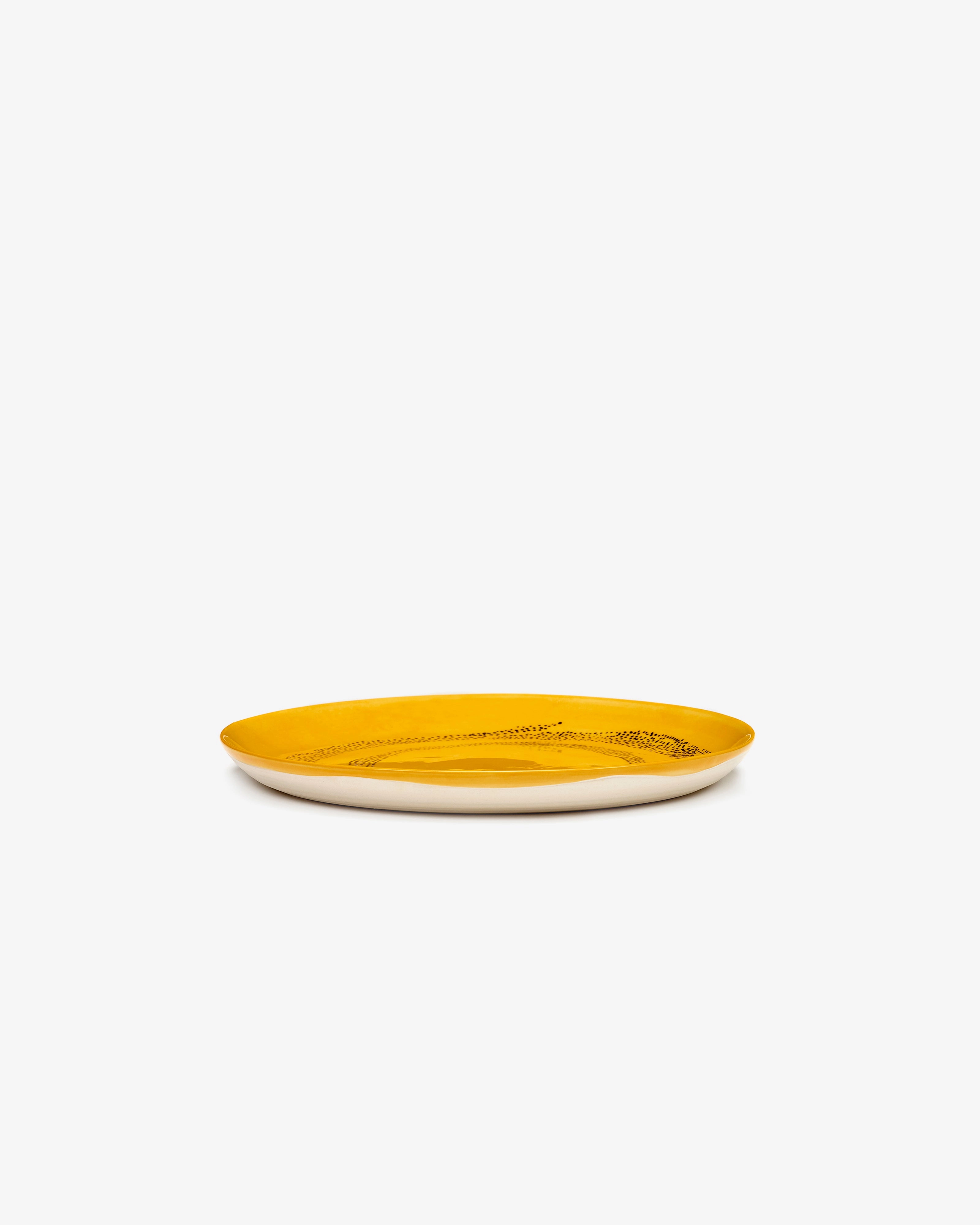 Starter plate yellow - black dots Feast