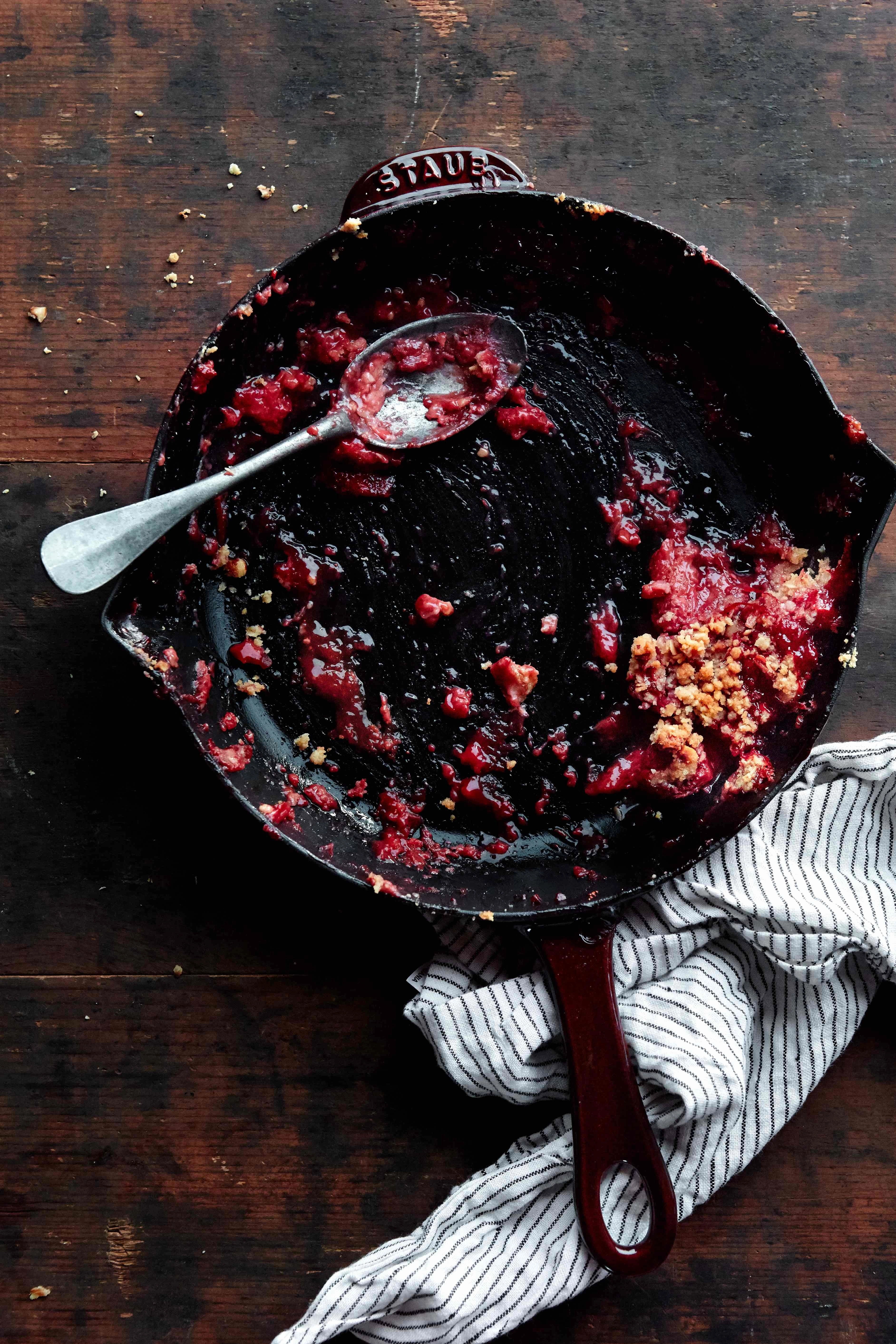 Staub Cast Iron 11-inch Traditional Skillet