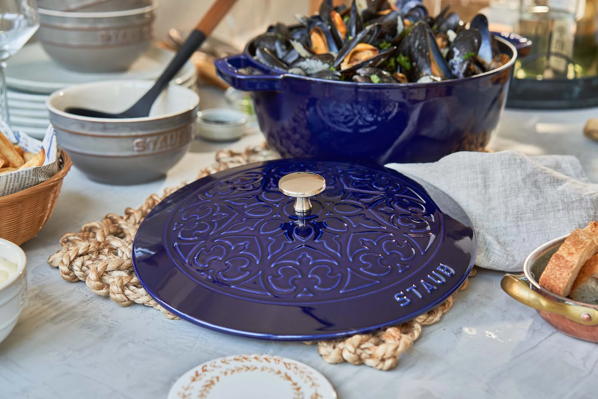 Staub Cast Iron 3.75-qt Essential French Oven with Lilly Lid