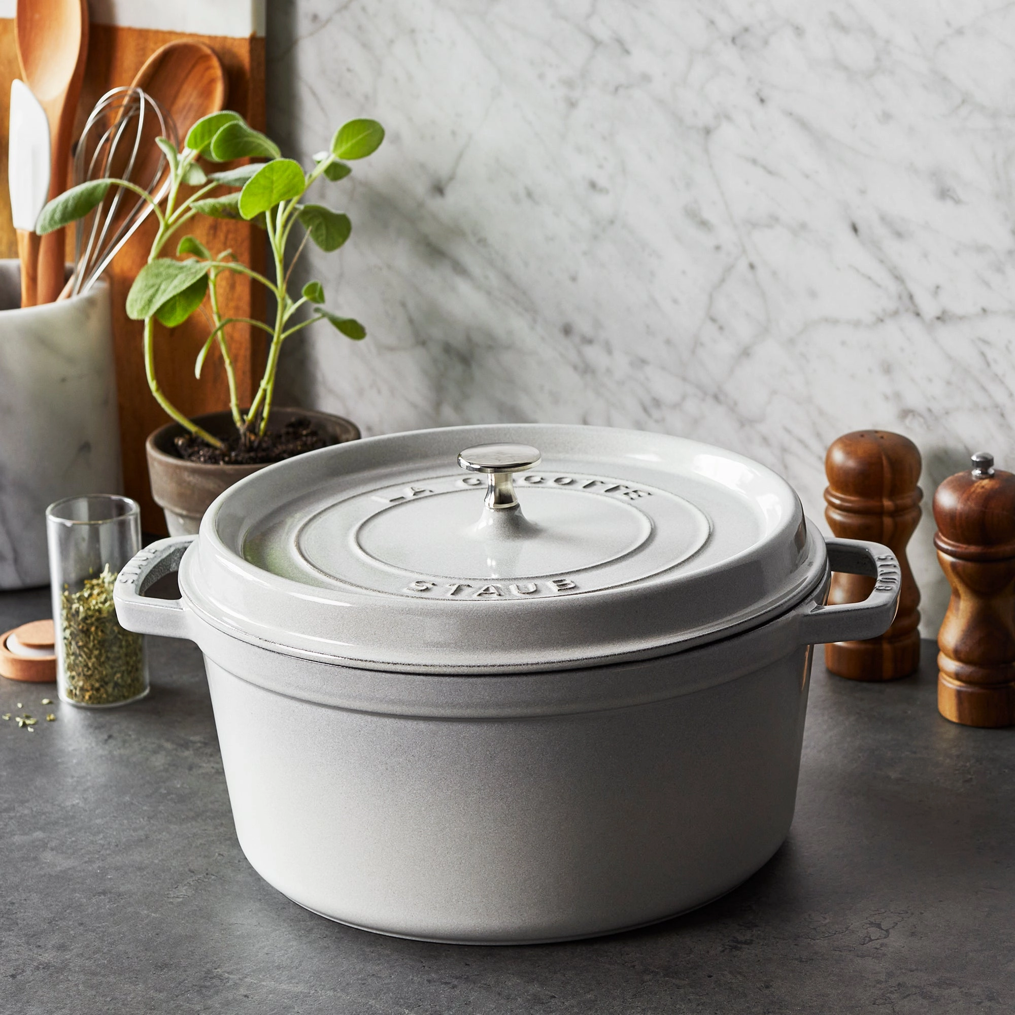 Staub Cast Iron 7-qt Round Cocotte