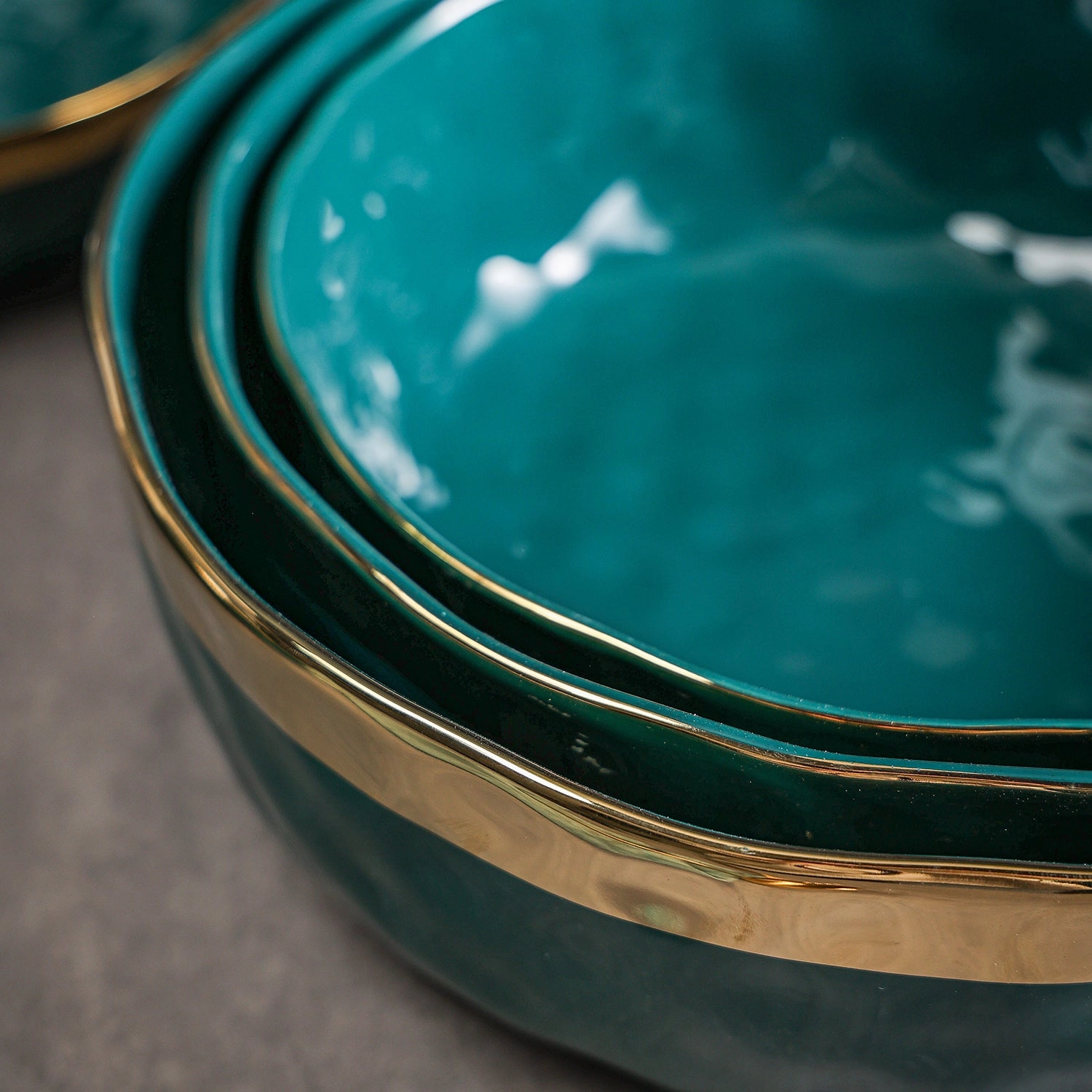 Stone Lain Florian Porcelain 3-Piece Round Bowl Service Set