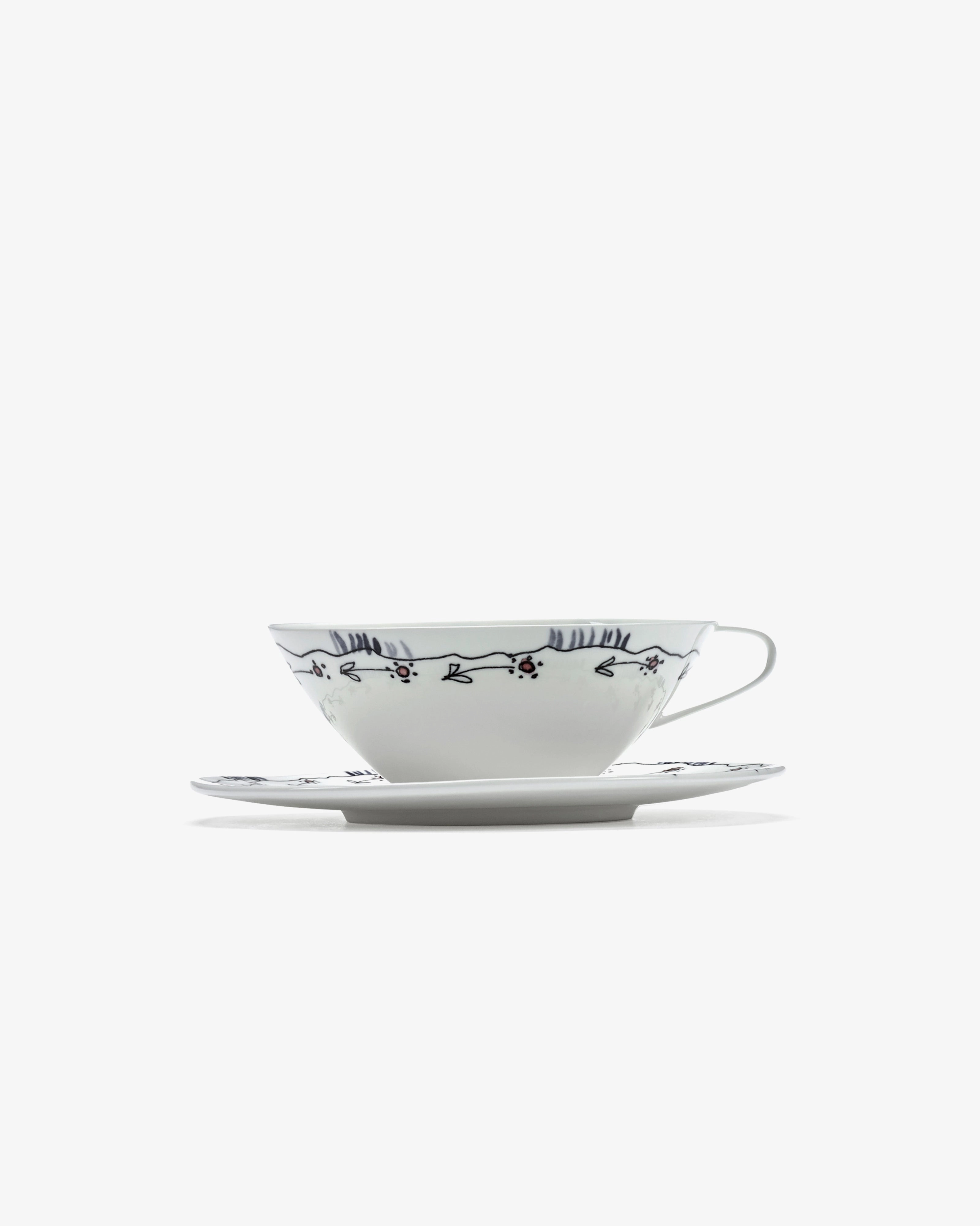 Tea cup with saucer Anemone milk Midnight Flowers