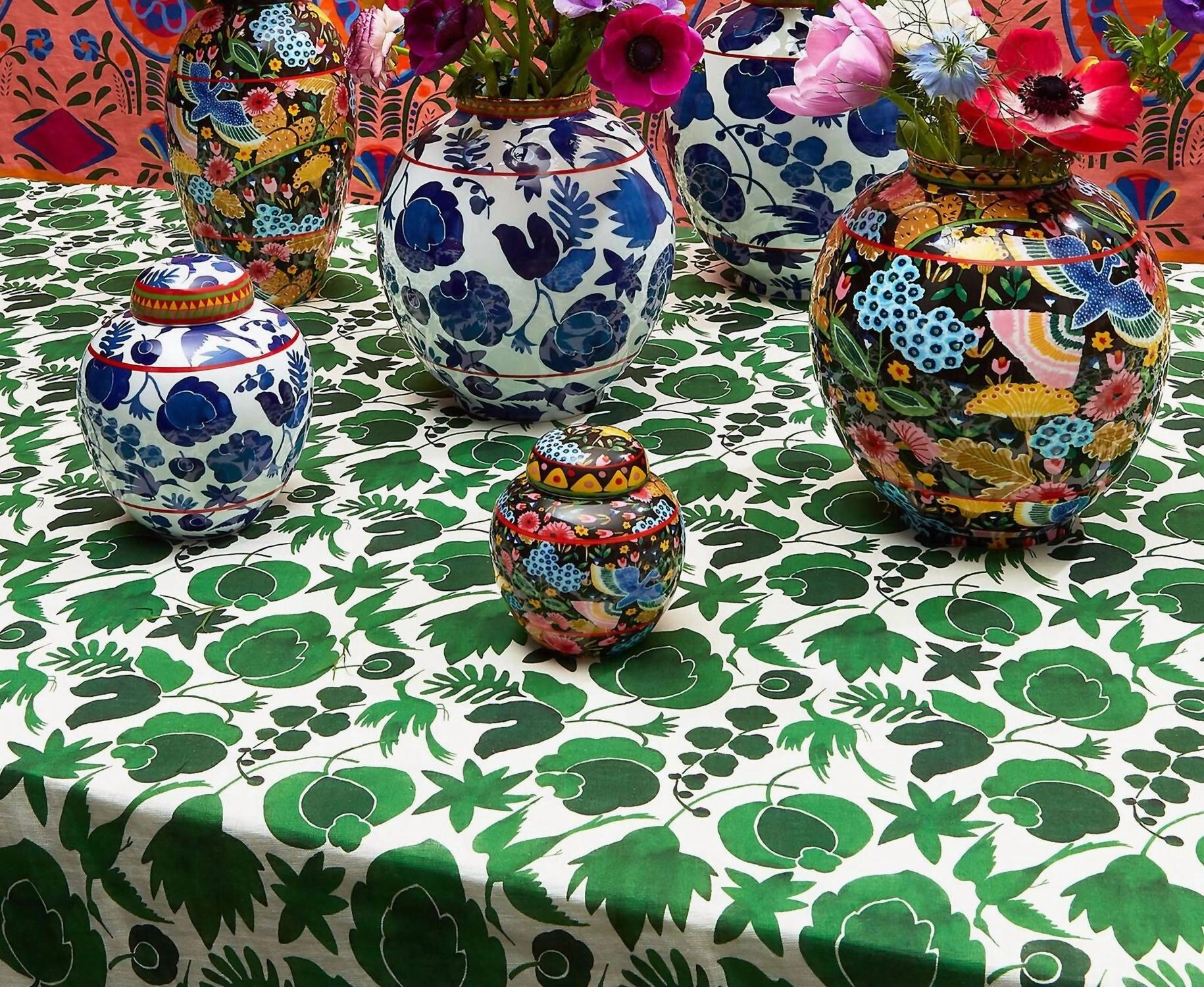 Tea Jar In Colombo Nero