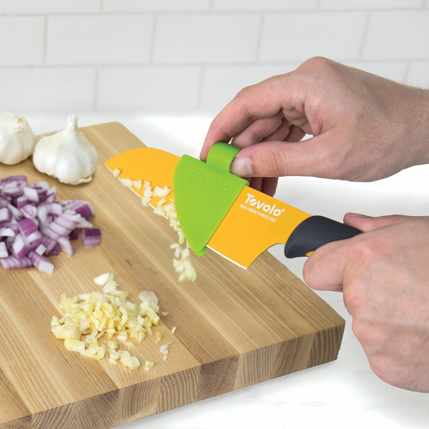 Tovolo Clean Sweep Knife Glider Garlic Knife Cleaner, Assorted Colors