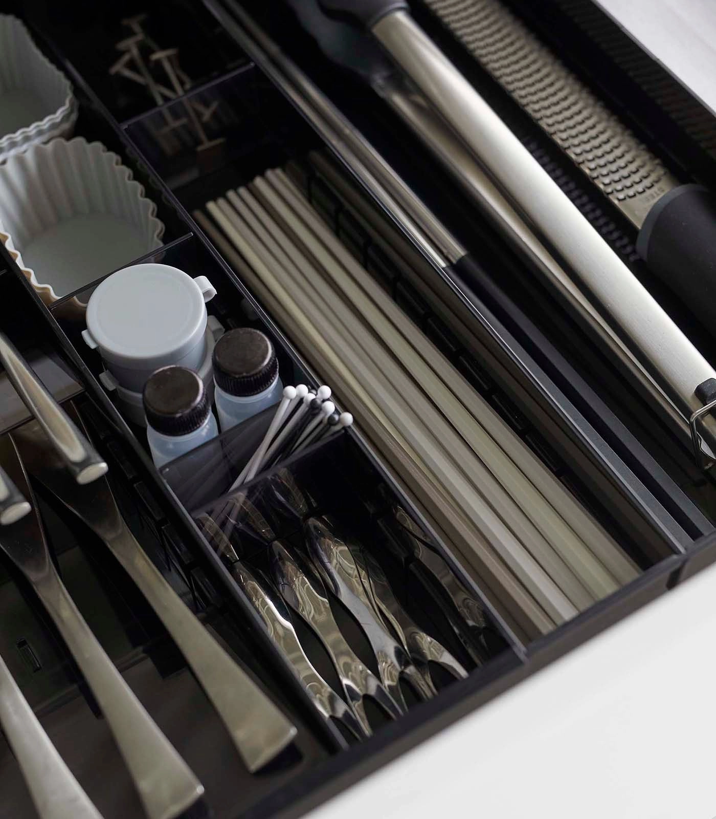 Yamazaki Home Cutlery Organizer - Three Styles, ABS Plastic, Expandable I, Adjustable, Expandable, No Assembly
