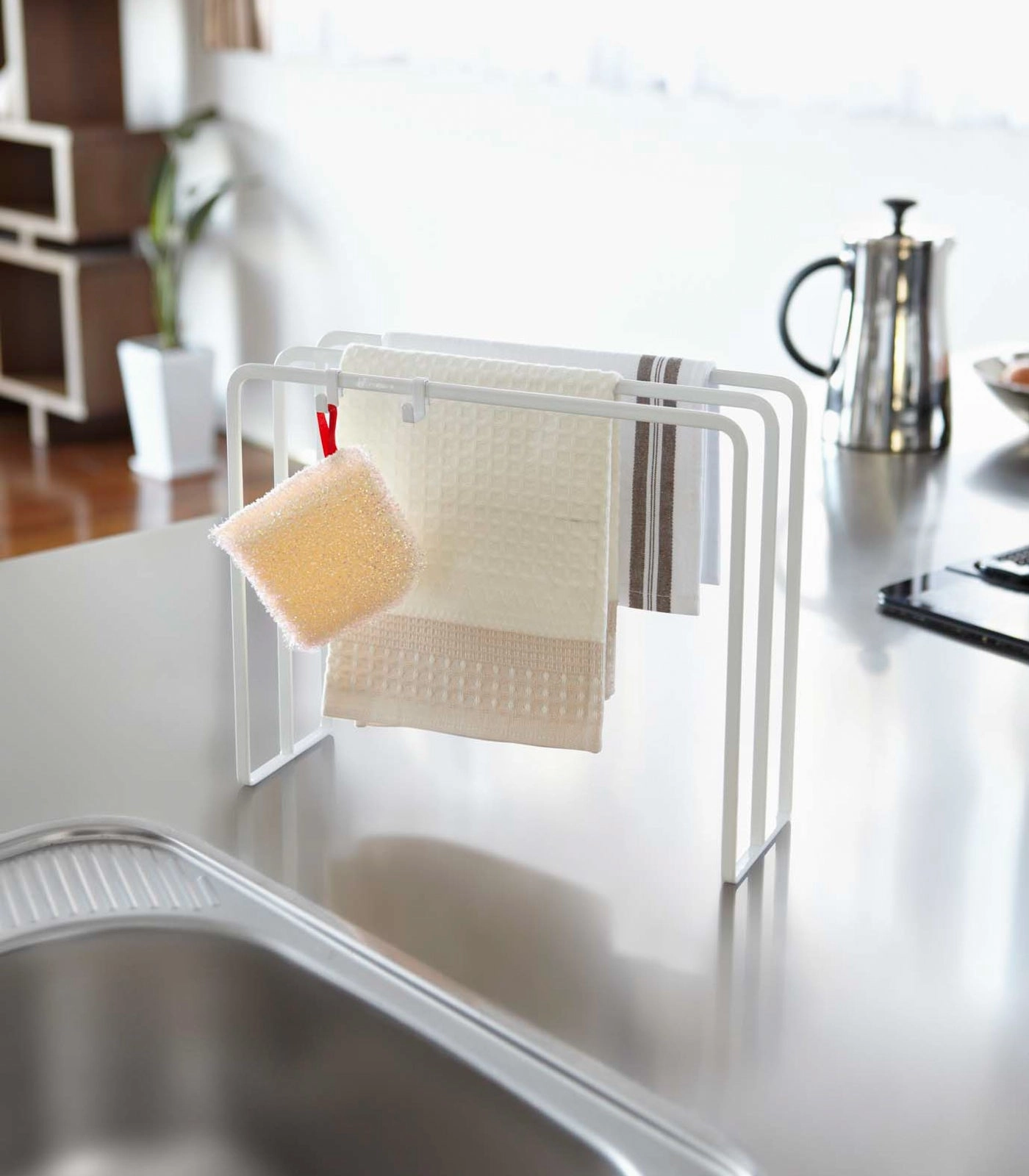 Yamazaki Home Dish Towel Hanger, Steel, Water Resistant, No Assembly