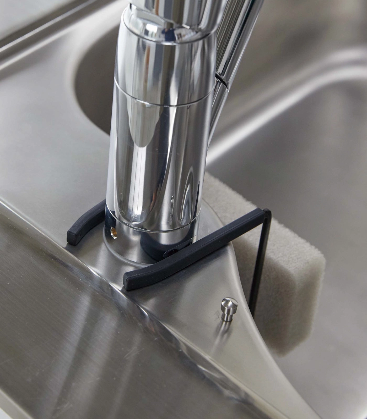 Yamazaki Home Faucet-Hanging Sponge Holder - Two Sizes, Steel, Single, Water Resistant, No Assembly