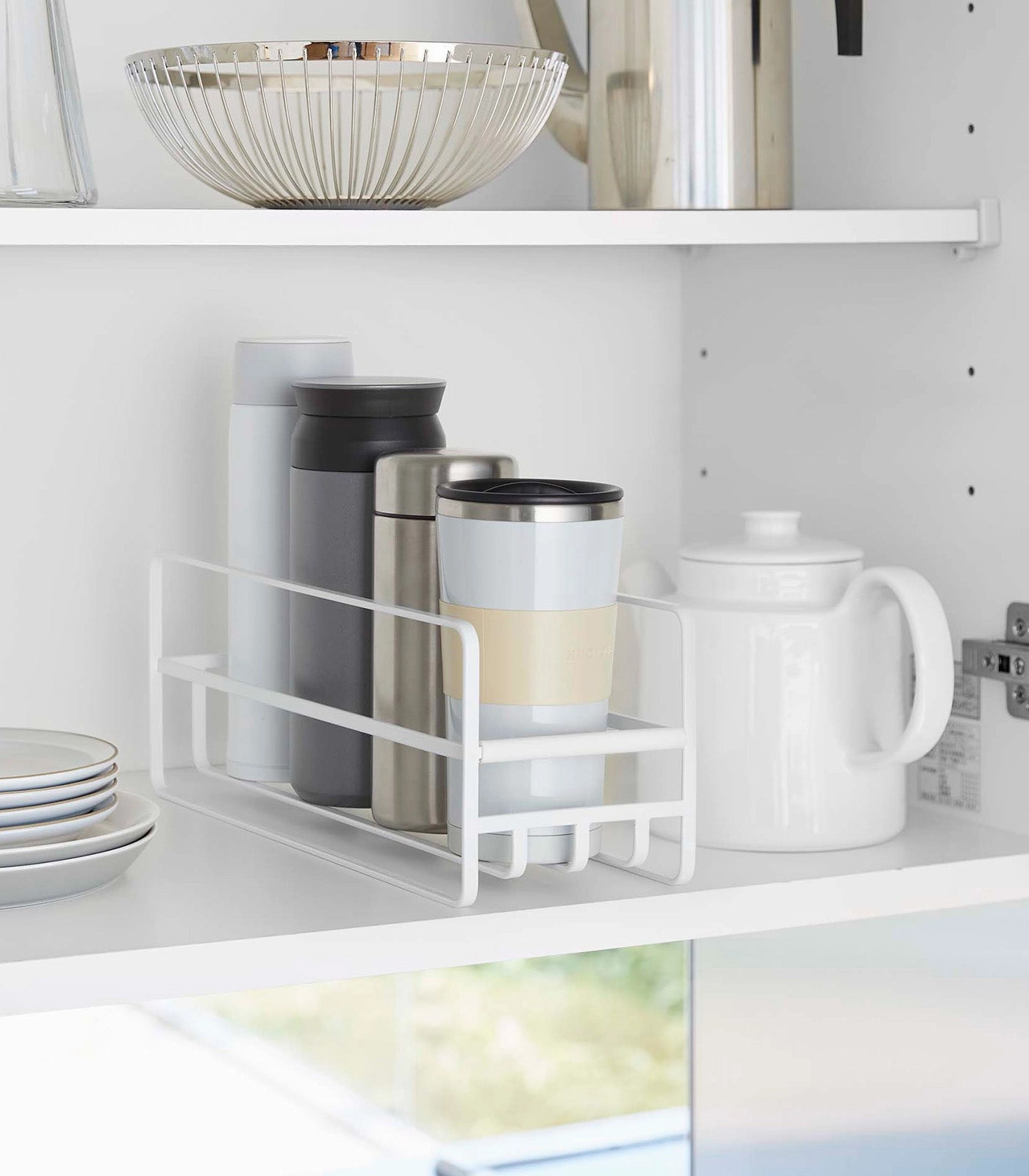 Yamazaki Home Glass and Mug Cabinet Organizer, Steel, Supports 4.4 pounds
