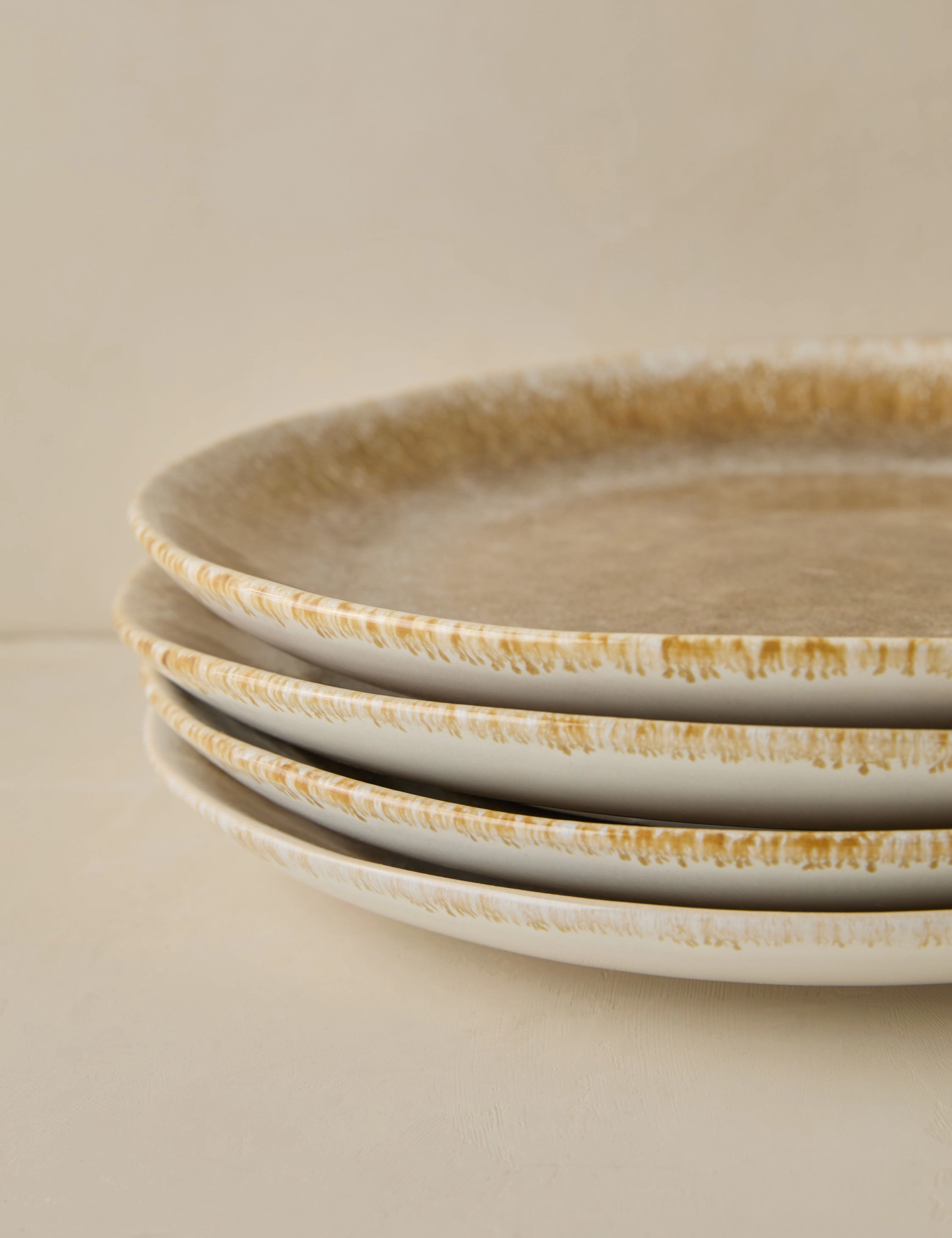Zaria Stoneware Dinnerware