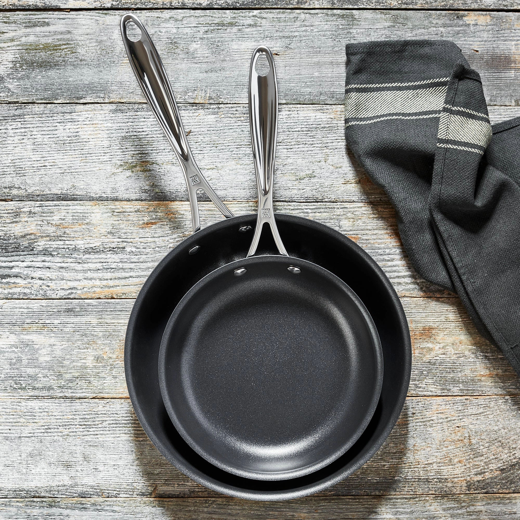 ZWILLING Clad Xtreme 2-pc Aluminum Nonstick 8-in & 10-in Fry Pan Set