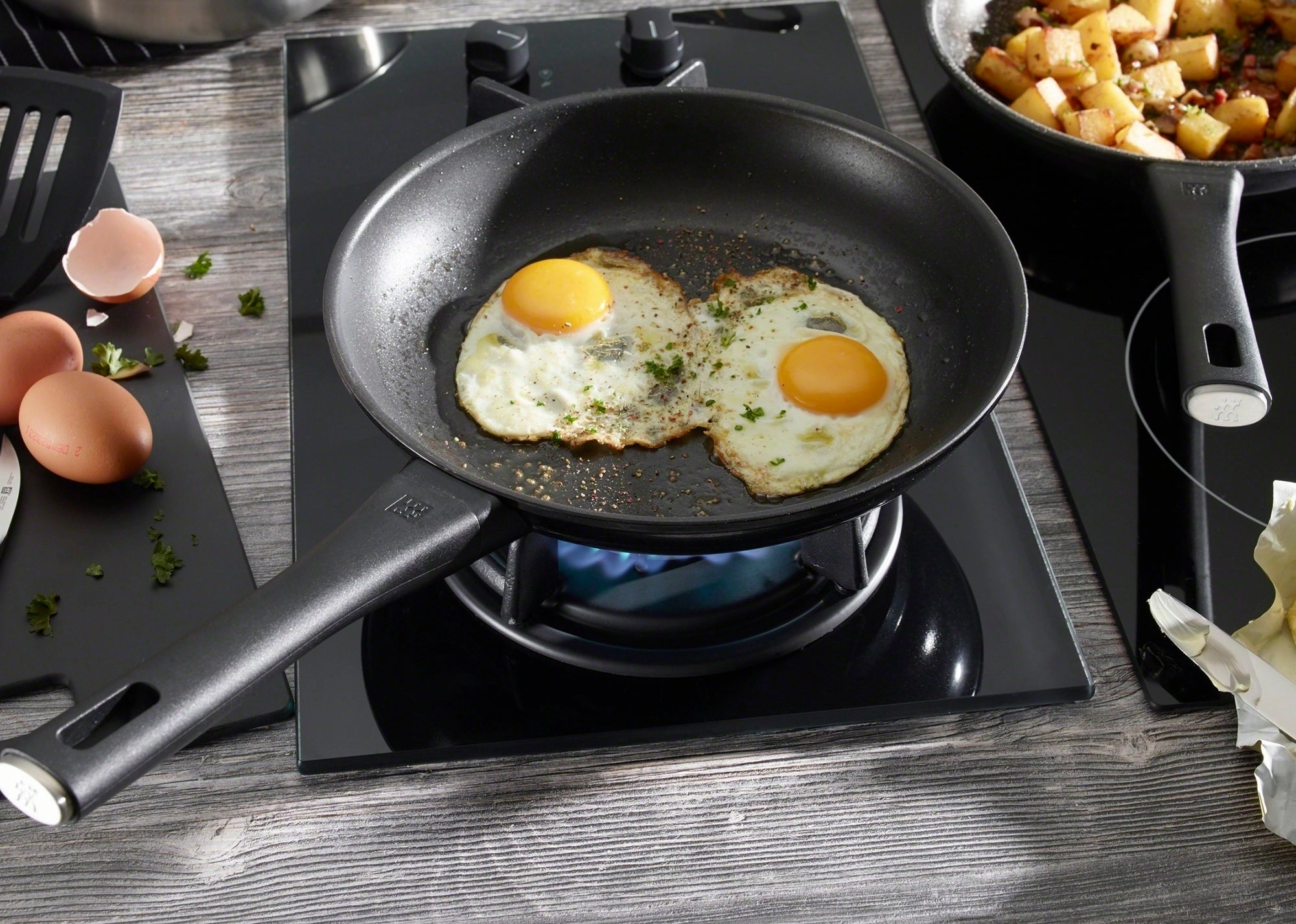 ZWILLING Madura Plus Forged Aluminum Nonstick Fry Pan