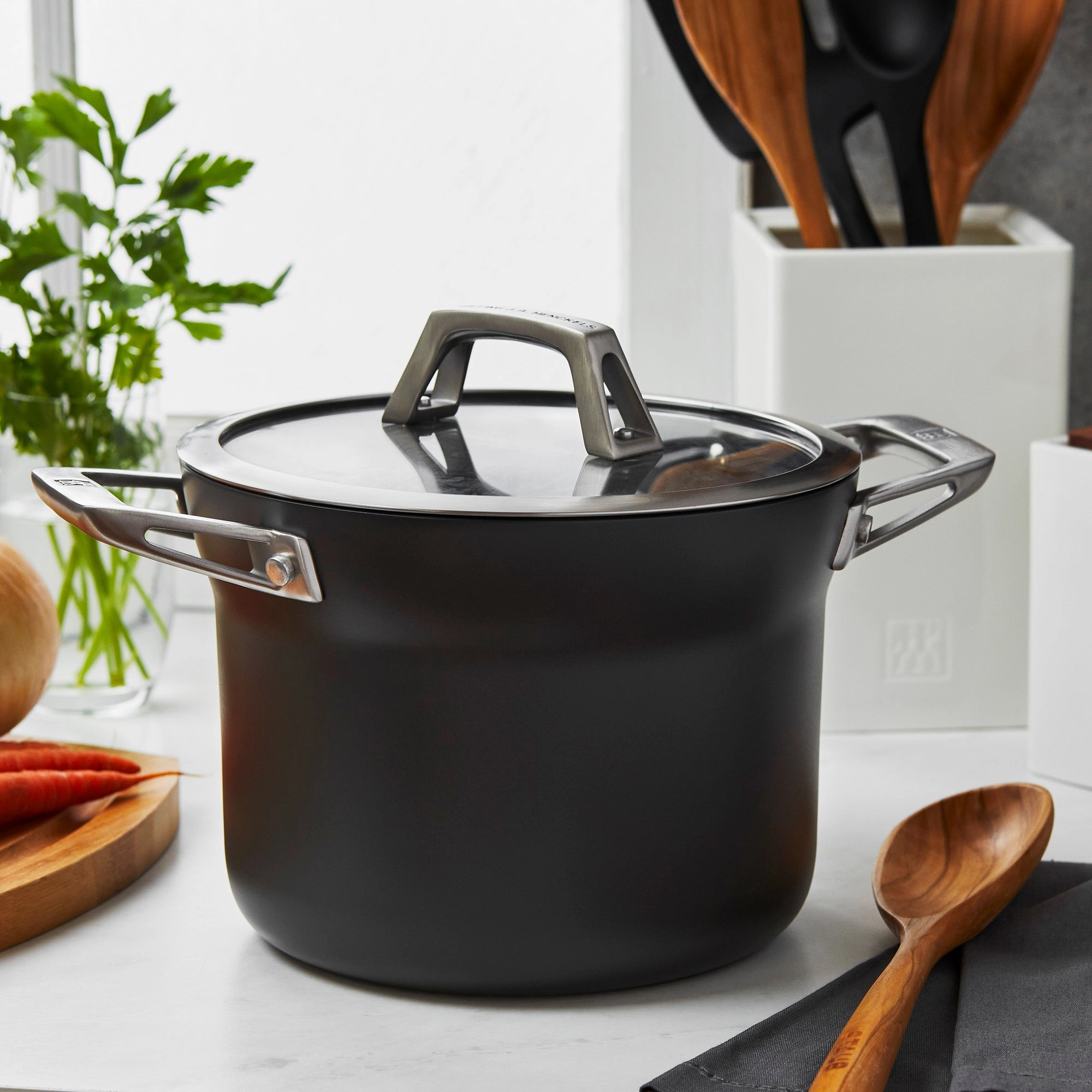 ZWILLING Motion Hard Anodized 4-qt Aluminum Nonstick Soup Pot