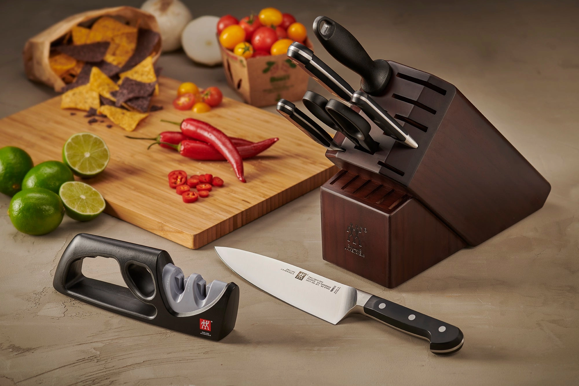 ZWILLING Pro 7-pc Knife Block Set with Bonus Sharpener