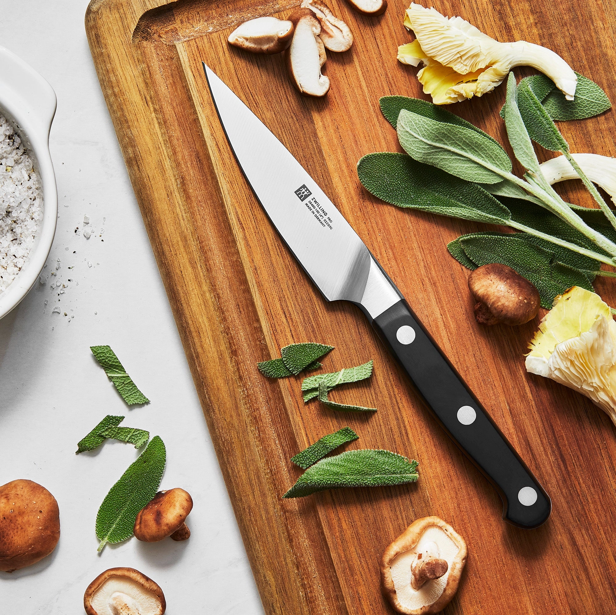 ZWILLING Pro Paring Knife