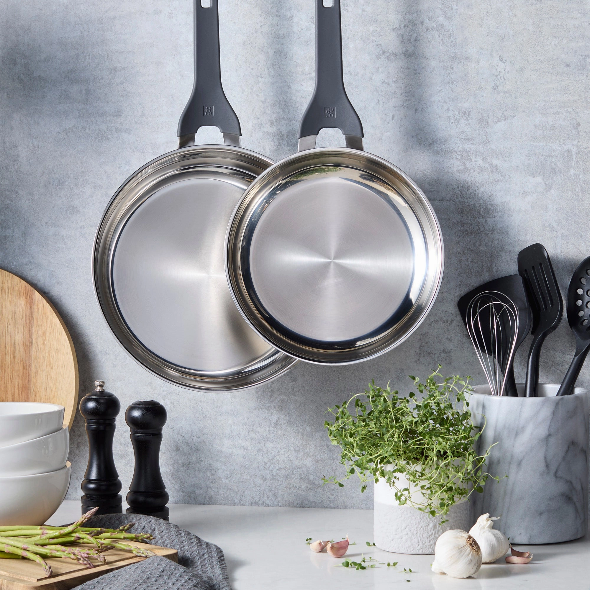 ZWILLING Simplify 2-pc Stainless Steel 9.5-in & 11-in Fry Pan Set