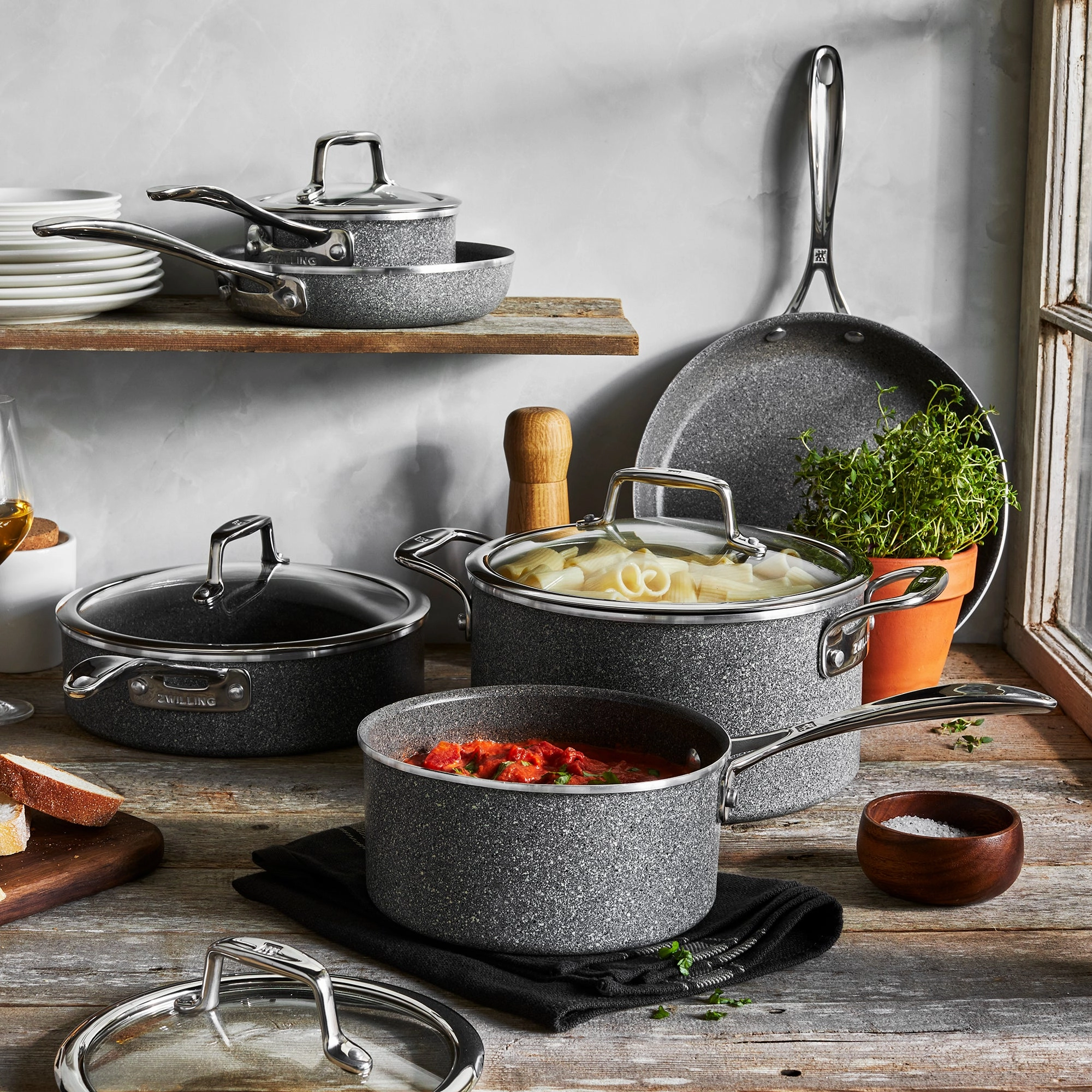 ZWILLING Vitale 10-pc Aluminum Nonstick Cookware Set